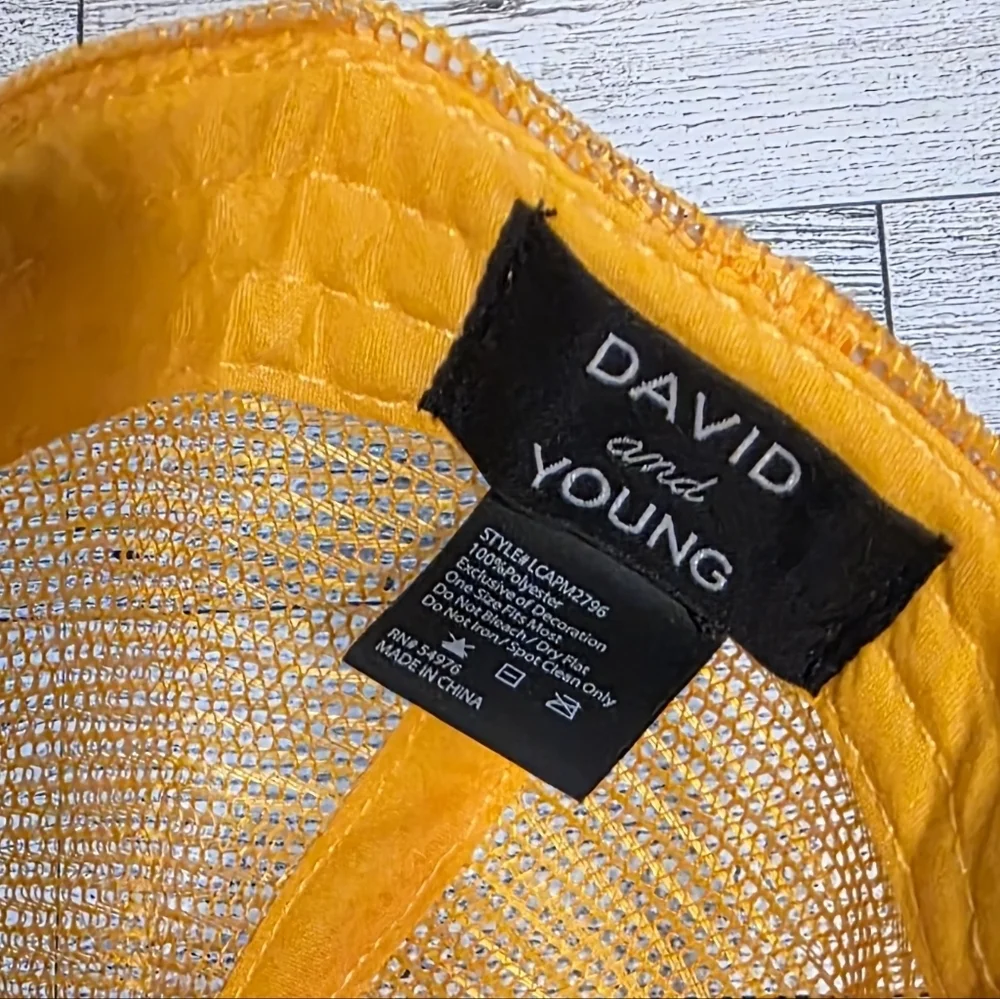 David and Young bold yellow